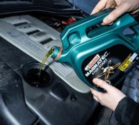 Castrol motorno olje